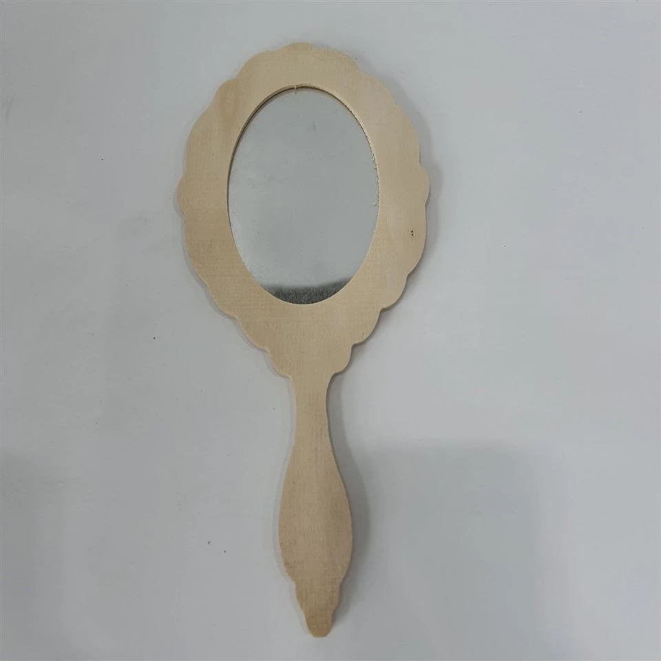 Oglindă de bricolaj din lemn